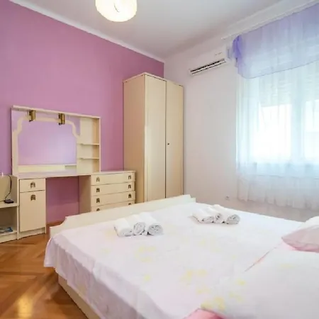 Jasenka Apartment *